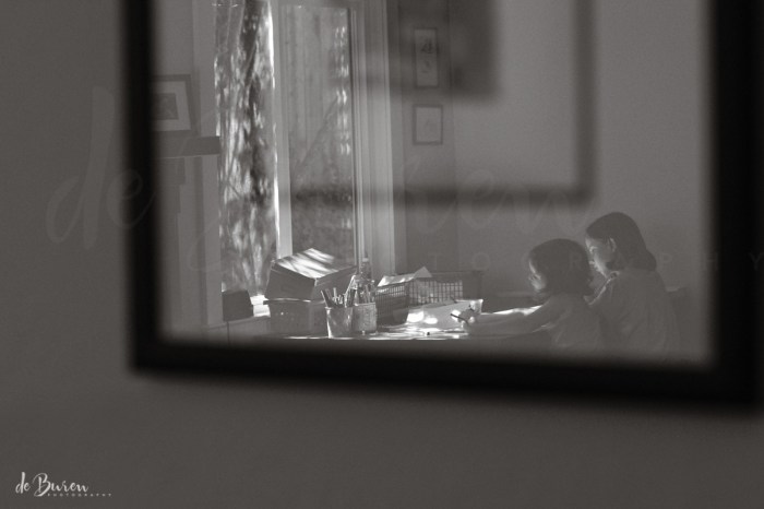 Jean_H_de_Buren_art_table_4884