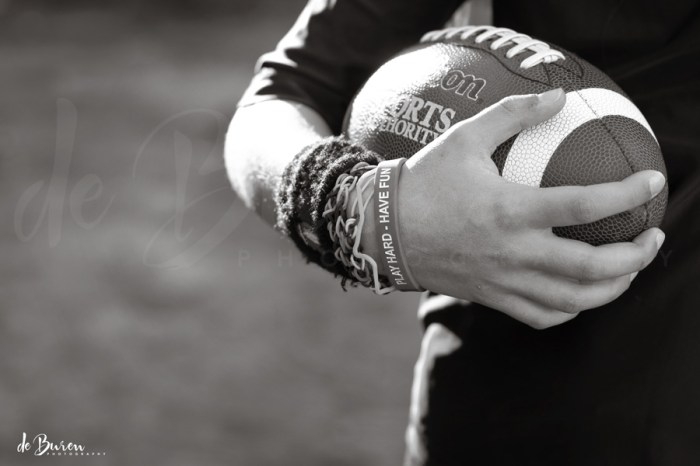 Jean_H_de_Buren_football_3498-BW